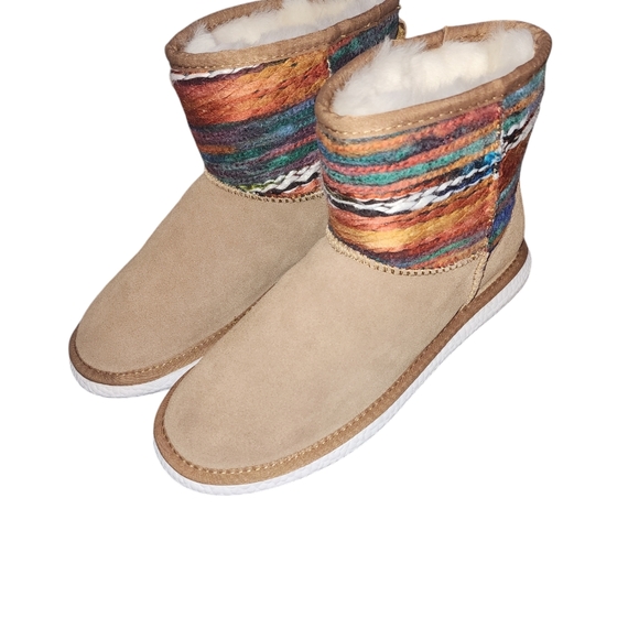 NWOT WARM Ankle Boots Aztec Bernie Mev sz 10  faux fur lined pull on Indian boho - Picture 3 of 8